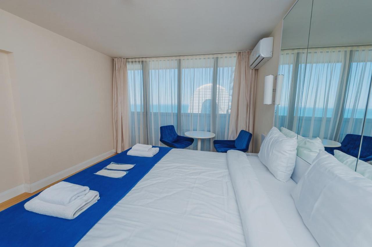 Orbi City Hub Apartments Batumi Exterior photo